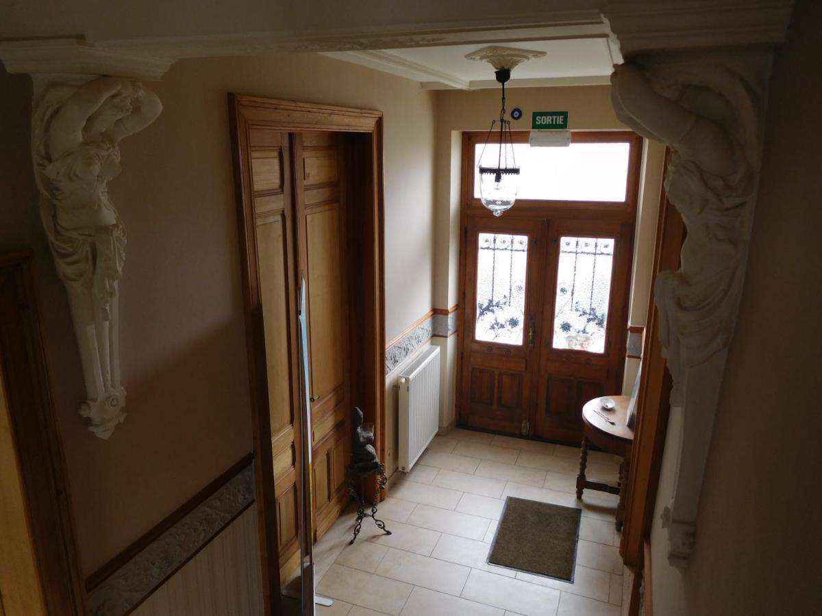 Le Faubourg La Cle Des Sens Bed & Breakfast エクステリア 写真