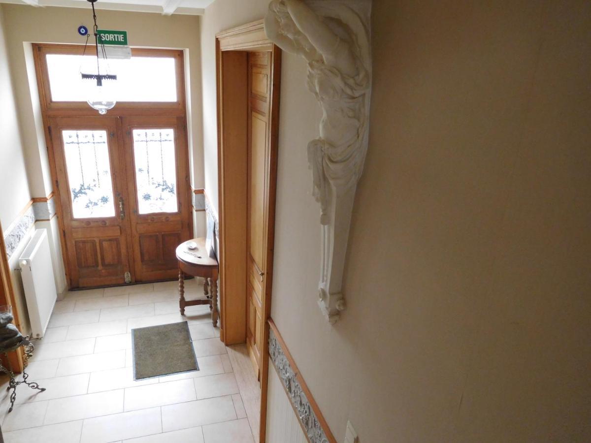 Le Faubourg La Cle Des Sens Bed & Breakfast エクステリア 写真